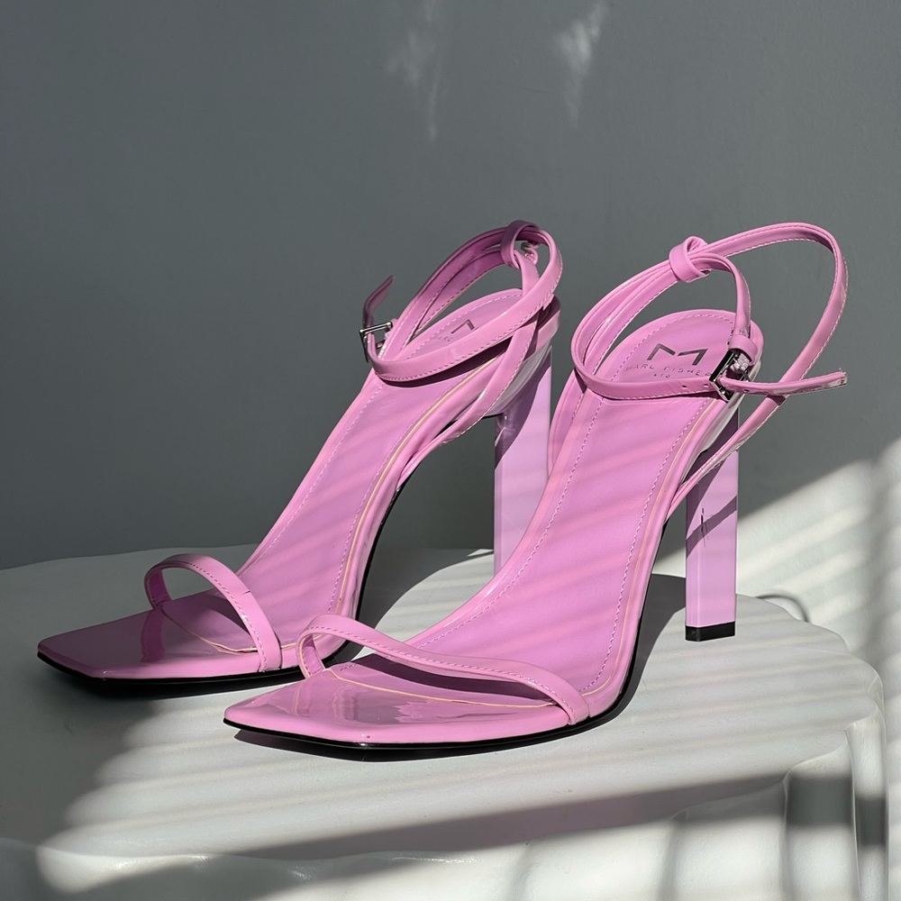 Marc Fisher LTD pink strappy sandals SIZE 9